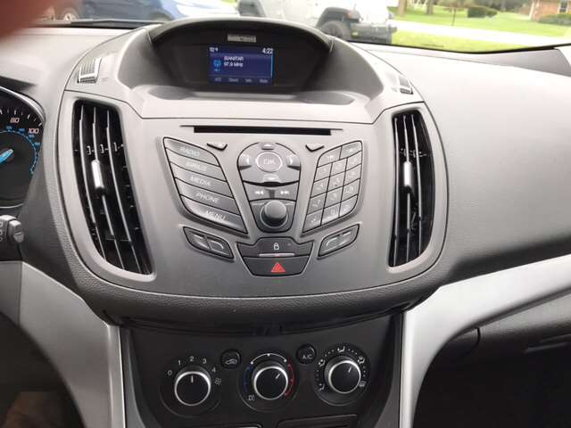 Ford Escape 2015 photo 20